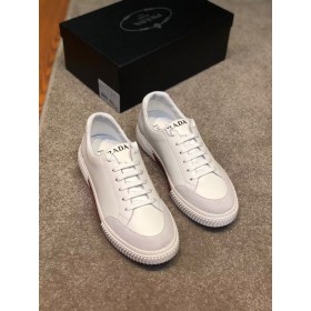 프라다 스키니즈